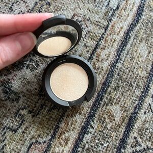 BECCA Moonstone Highlighter
